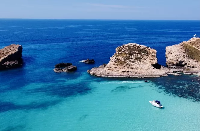 Blue Lagoon and Comino - Crystal clear waters