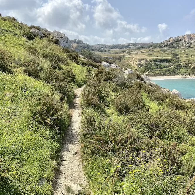 Best Hike in Malta - on the way to Imġiebaħ beach