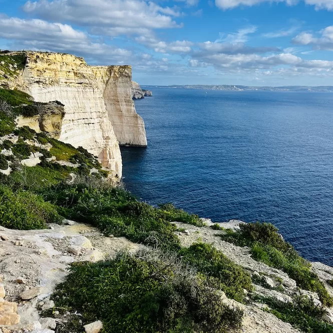 Gozo Hiking - Sanat Cliffs