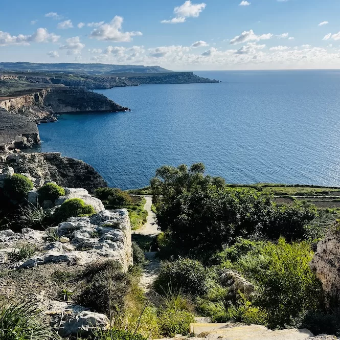 Paradise Bay Beach - Hiking in the Surrounding Area