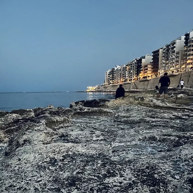 Sliema Beaches - Night Vibe